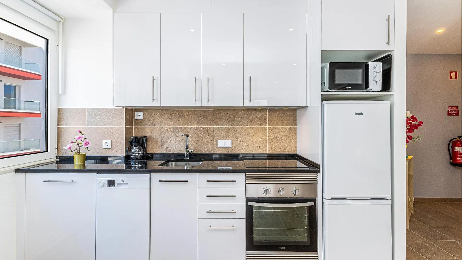 Tartaruga Azul Apartman Armação de Pêra 0*,